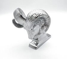 Universal Chrome Metal Ram