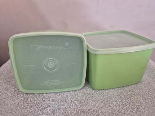 Vintage green tupperware - 2x,