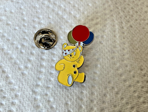 Vintage pudsey bear pin - vintage, badge