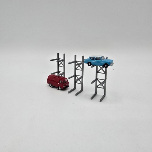 148 scale scrap car - 1/148,
