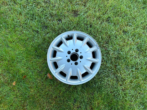 Mercedes alloy wheel w210 - mercedes,