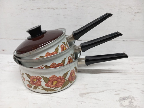 Vintage 1980s enamel saucepan - enamel,
