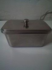 Stainless steel butter dish with lid