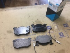 Peugeot 205 305 genuine front