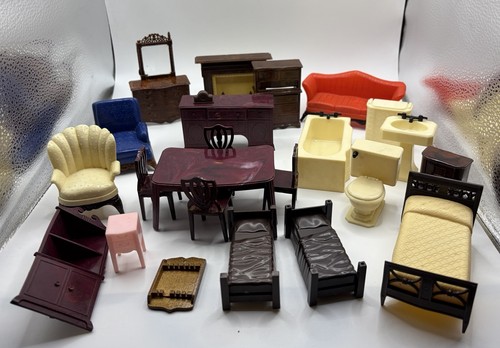 Huge lot 1940s renwal products - huge,