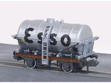 Peco Petrol Tank Wagon Esso