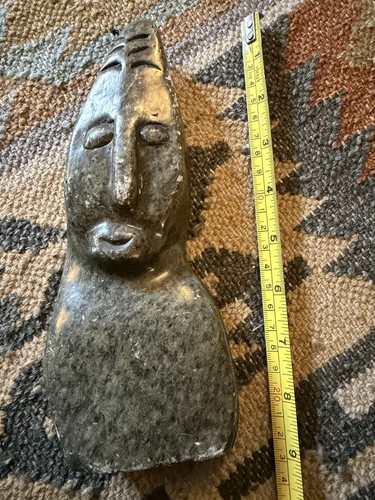 Inuit soapstone sculpture - ,
