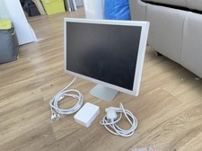 Apple  Cinema Cinema Display 20"  Widescreen LCD TFT Monitor