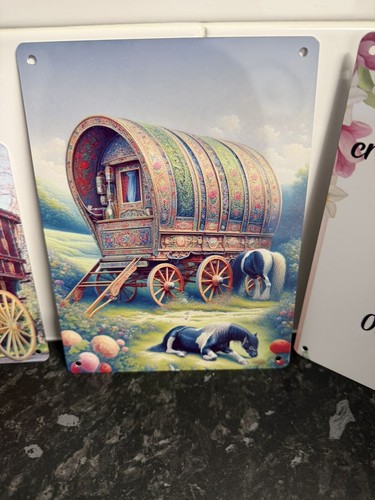 Gypsy waggon and horses - gypsy,