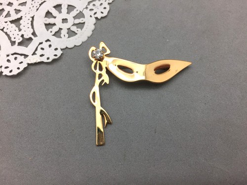 Vintage gold tone masquerade - gold,