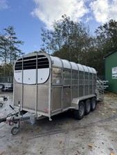 nugent livestock trailer