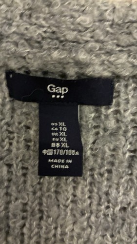 Wool neck button - wool,