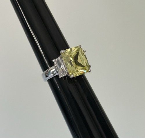Canary diamond ring 6 - ring, 6.5