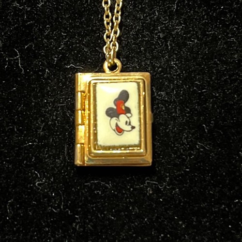 Disney steamboat willie mickey - willie,
