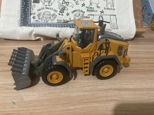 R/C Front Loader 2.4ghz Lights Up Sounds Rise Lowe Bucket Radio Control Car