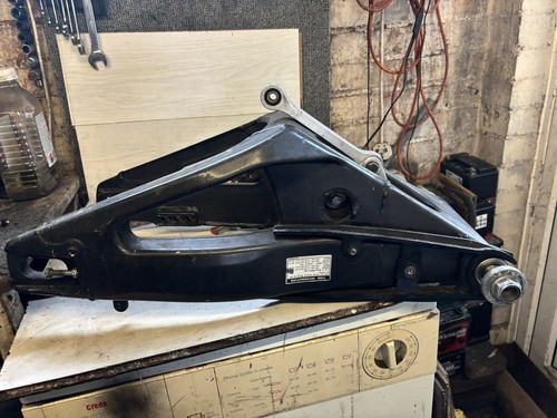 Yamaha yzf 4c8 swingarm - ,