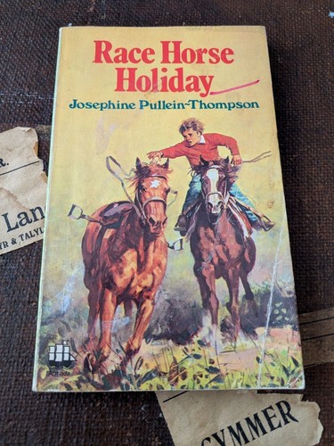 Race horse holiday armada - horse,