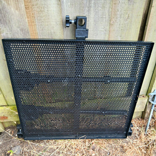 Daiwa side bait tray - side,