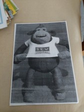 Monkey ITV Digital  Knitting