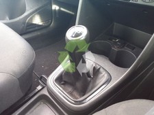 VOLKSWAGEN POLO S MK5 (6R)