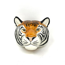 Tiger head wall mounted - tiger,