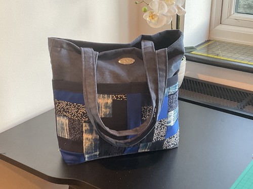 Handmade shoulder tote - 57.,
