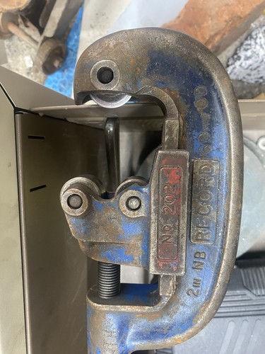 Record 202 pipe cutter - pipe,