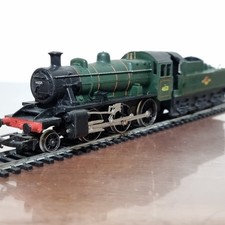 Hornby R852 BR Ivatt 2MT 2-6-0