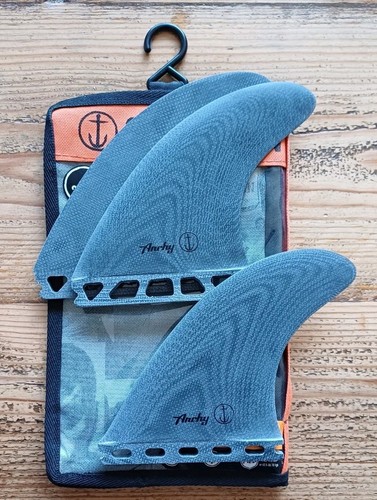 New thruster tri captain fin - tri,