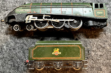 VINTAGE HORNBY OO GUAGE SILVER