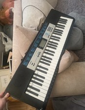 Casio LK-136 Electronic Keyboard/Piano