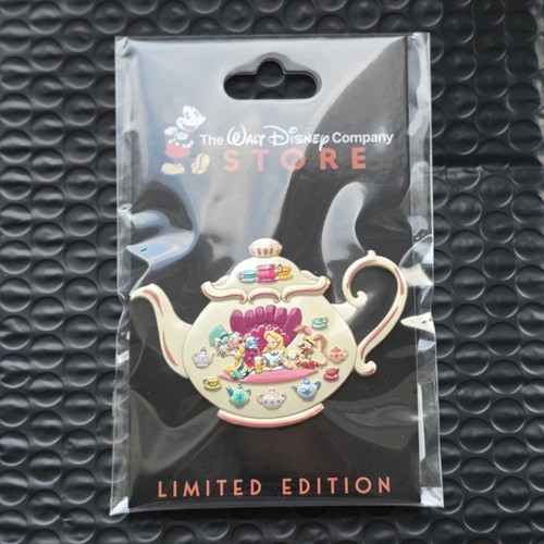 Twdc dec alice wonderland - dec,