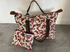 NICA Weekender Bag/Holdall With Make Up Bag