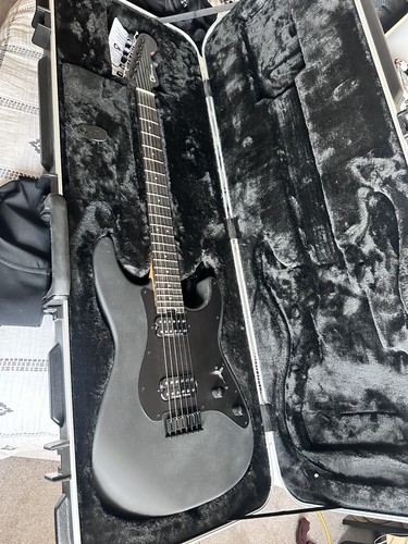 Charvel pro mod - charvel, plus