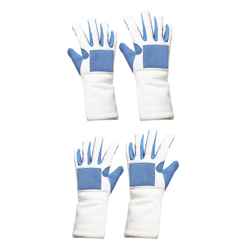 Fencing glove bout - bout, practice