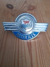 EARLY MORRIS MINOR BONNET BADGE. 7'3787'6. USED. 1948-1952.