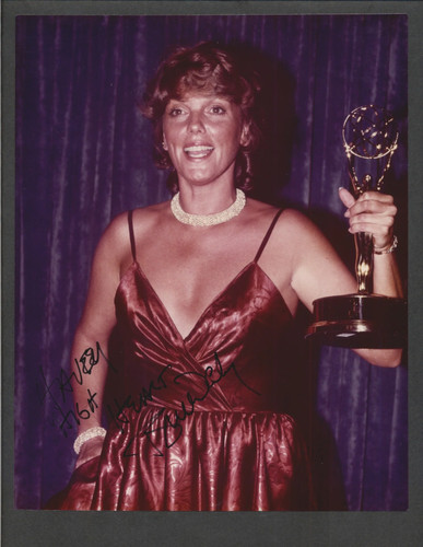Tyne daly signed autograph - signed,