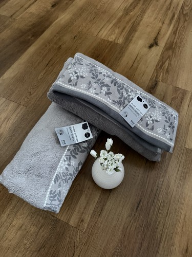Brand new grey white - new,