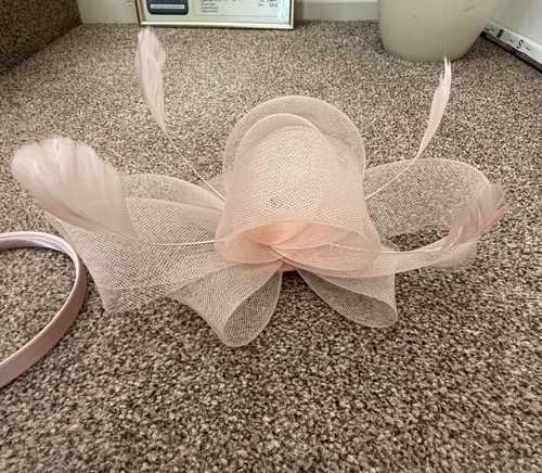 Pink fascinator hat - fascinator,