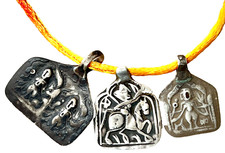 ANTIQUE INDIAN TRIBAL AMULETS
