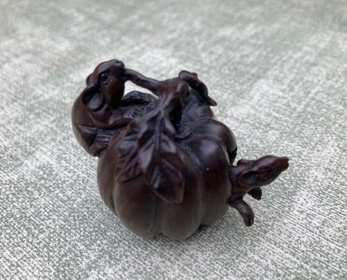 Netsuke mice a pumkin - mice,
