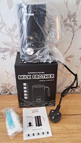 Electric milk frother - milk,