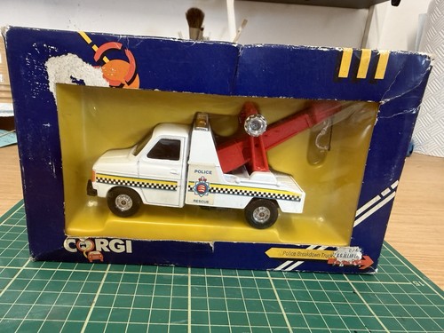 Corgi 1140 ford police - ford,
