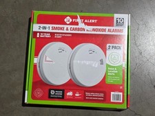 First Alert 2-in-1 Smoke &