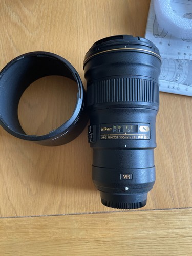 Nikon 300mm ed vr - f/4e,