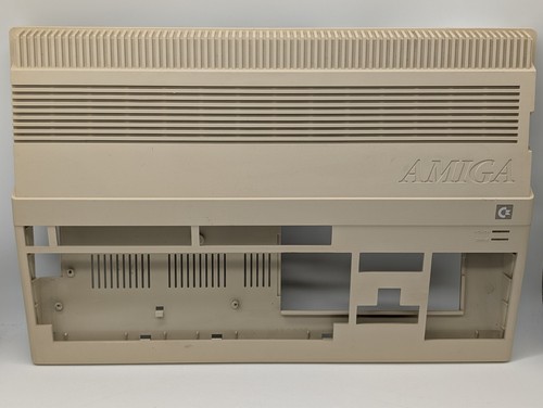 Commodore amiga 500 case - commodore,