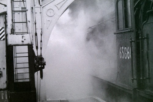 65860 steam locomotive w - 65860, (b/w