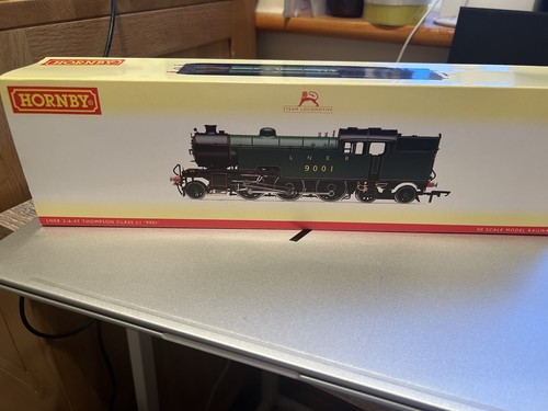 Hornby lner thompson class - hornby,