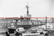 F010056 HMS Amethyst Scrapped