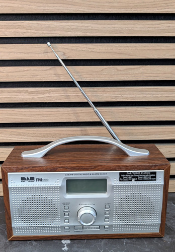 Technika dab digital radio - fm,